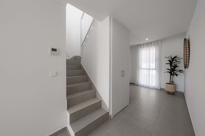 Image No.24-3 Bed Penthouse for sale