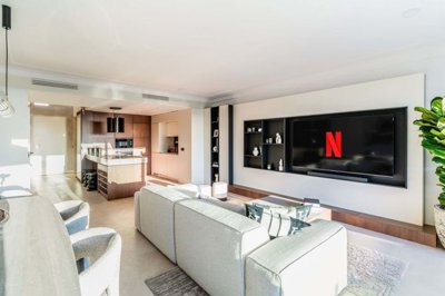 1447-644561-78d1f4f8b6655591b02d22fabb36a692d