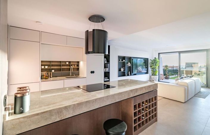 Image No.16-3 Bed Townhouse for sale