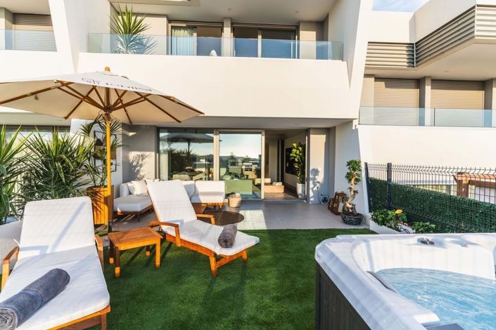 Image No.3-3 Bed Townhouse for sale