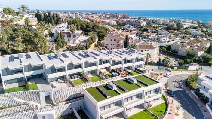 Image No.52-3 Bed Townhouse for sale