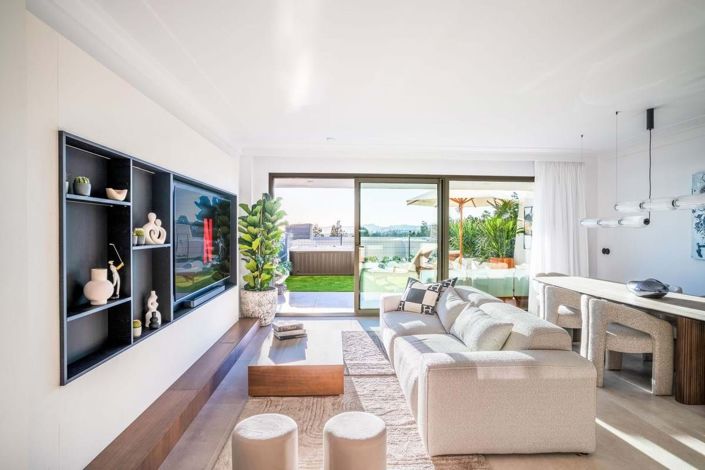 Image No.8-3 Bed Townhouse for sale