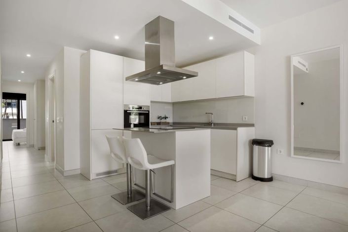 Image No.11-3 Bed Apartment for sale