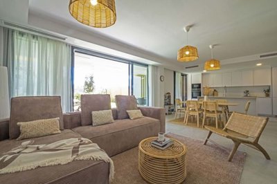 1447-644556-78d1f4f8b6655591b02d22fabb36a692d