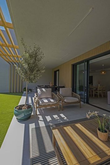 Image No.21-3 Bed Townhouse for sale