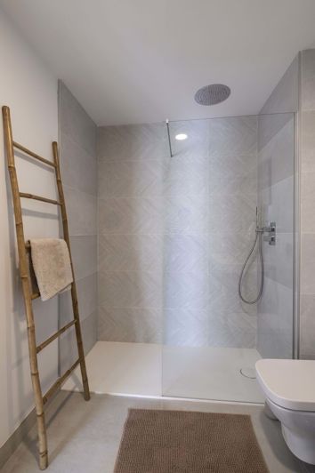 Image No.27-3 Bed Townhouse for sale