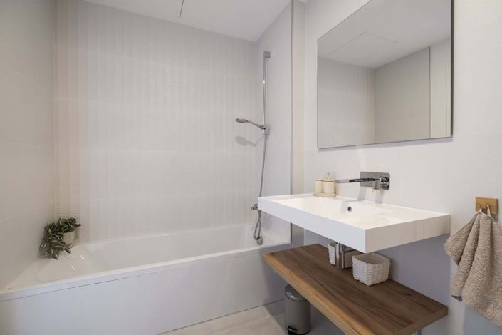 Image No.9-3 Bed Townhouse for sale