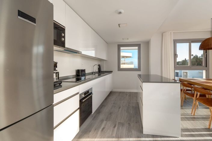 Image No.12-3 Bed Apartment for sale