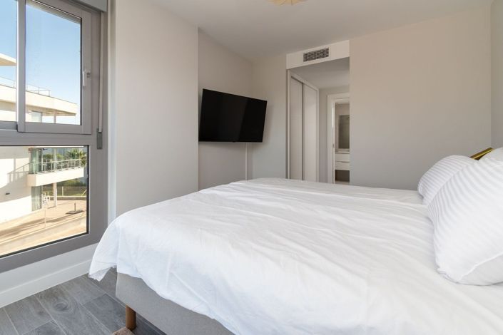 Image No.16-3 Bed Apartment for sale