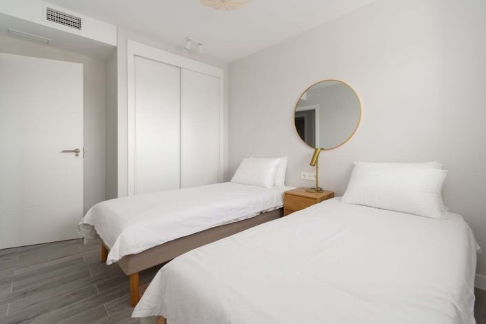 Image No.18-3 Bed Apartment for sale