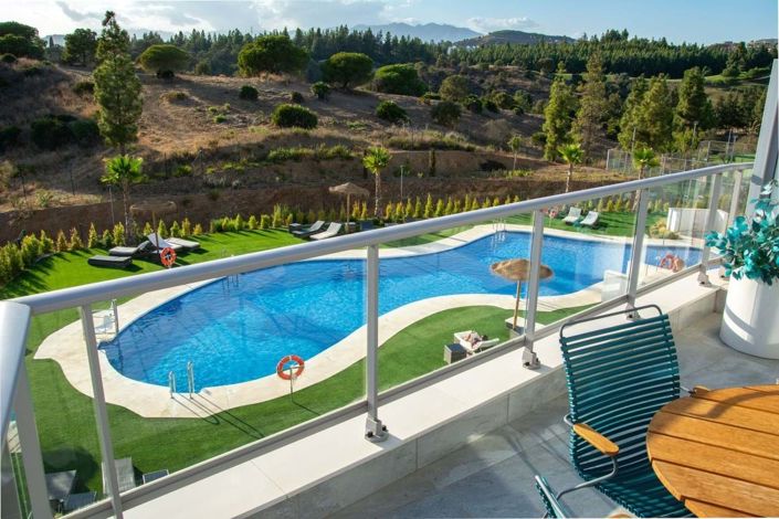 Image No.24-3 Bed Apartment for sale