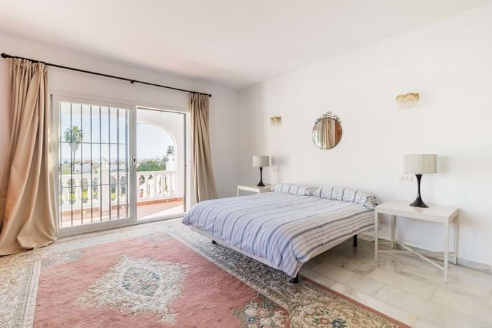 Image No.13-3 Bed Villa for sale