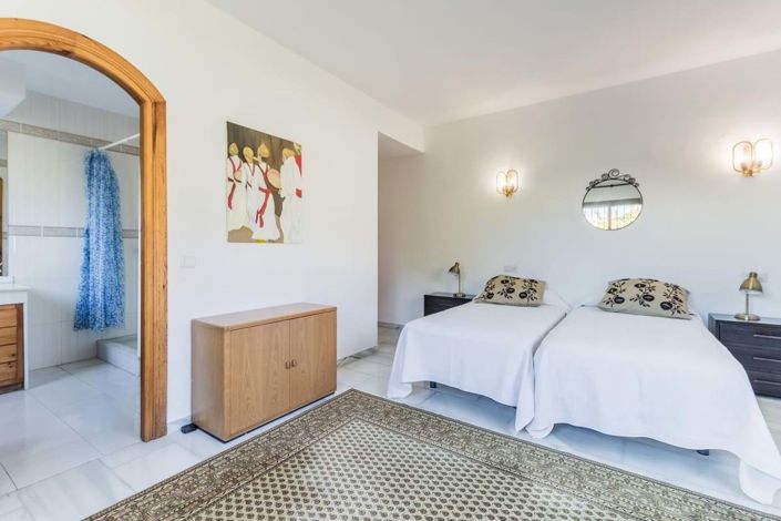 Image No.17-3 Bed Villa for sale