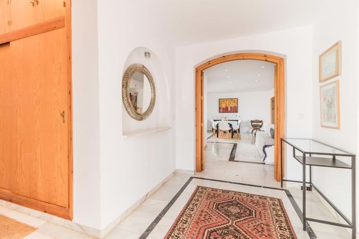 Image No.3-3 Bed Villa for sale