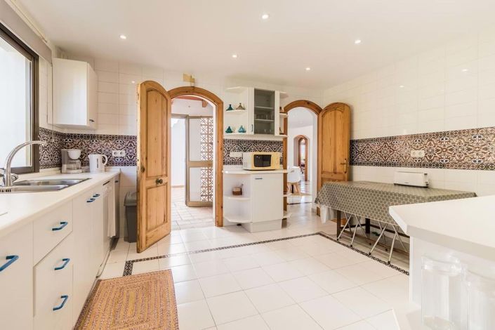 Image No.6-3 Bed Villa for sale