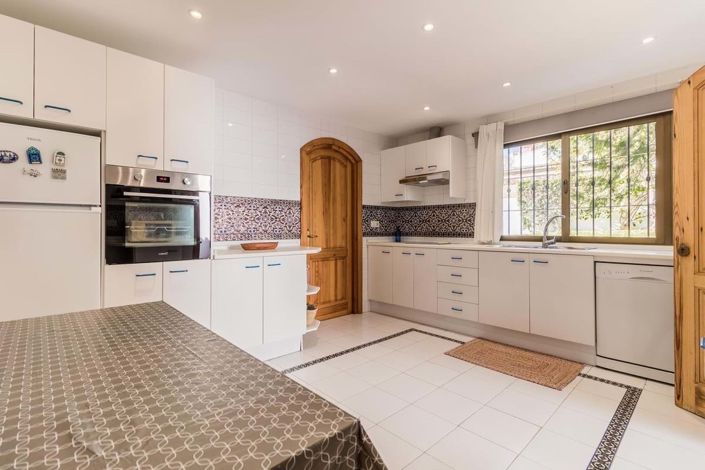 Image No.7-3 Bed Villa for sale