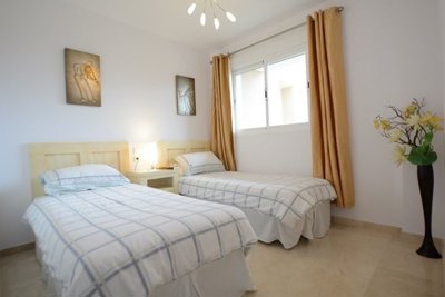 1447-247325-78d1f4f8b6655591b02d22fabb36a692d