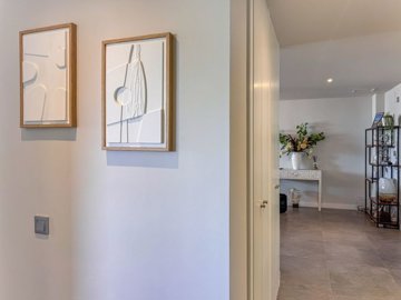 1447-631530-78d1f4f8b6655591b02d22fabb36a692d