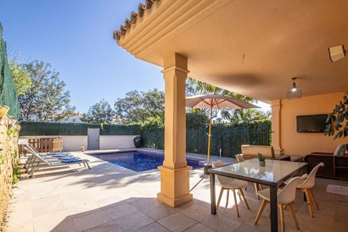 Image No.18-4 Bed Semi-Detached for sale