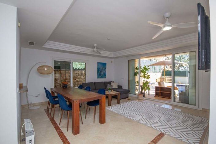 Image No.21-4 Bed Semi-Detached for sale