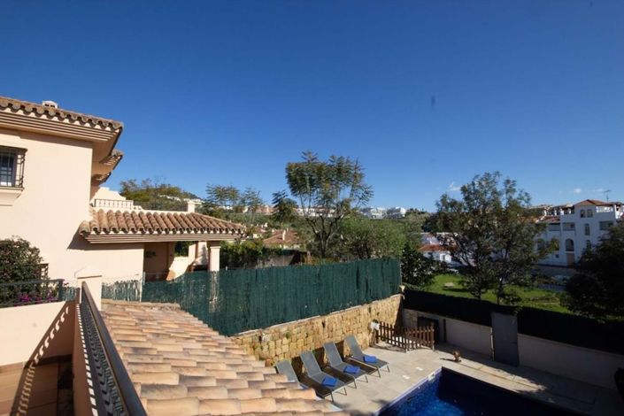 Image No.41-4 Bed Semi-Detached for sale