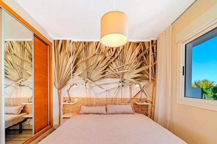 Image No.10-3 Bed Townhouse for sale