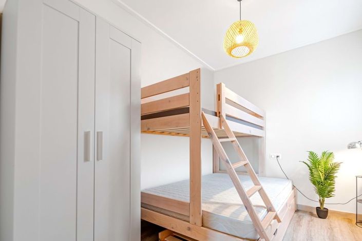 Image No.18-3 Bed Townhouse for sale