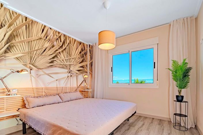 Image No.9-3 Bed Townhouse for sale