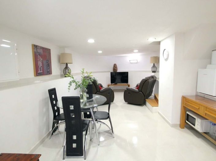 Image No.28-5 Bed Villa for sale