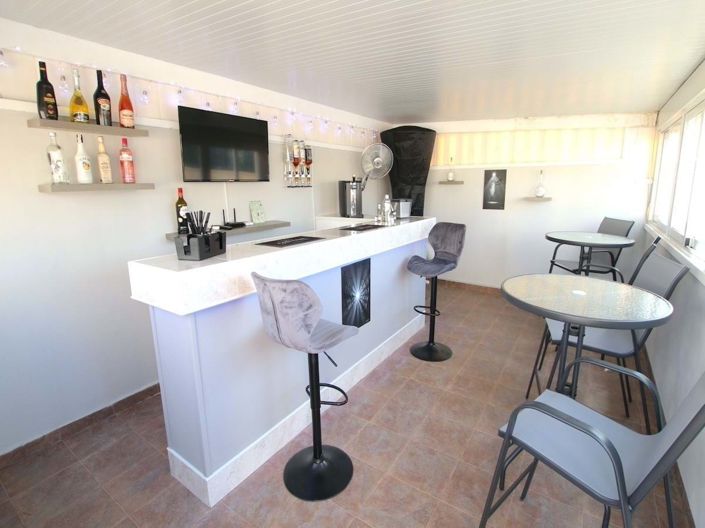 Image No.4-5 Bed Villa for sale