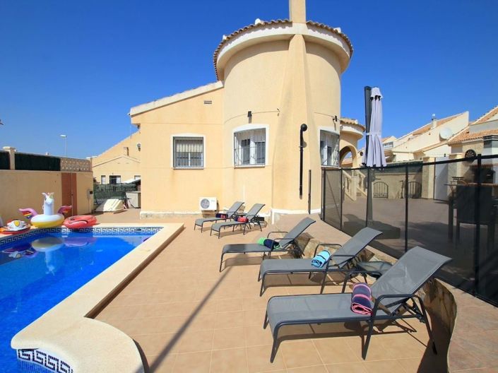 Image No.5-5 Bed Villa for sale