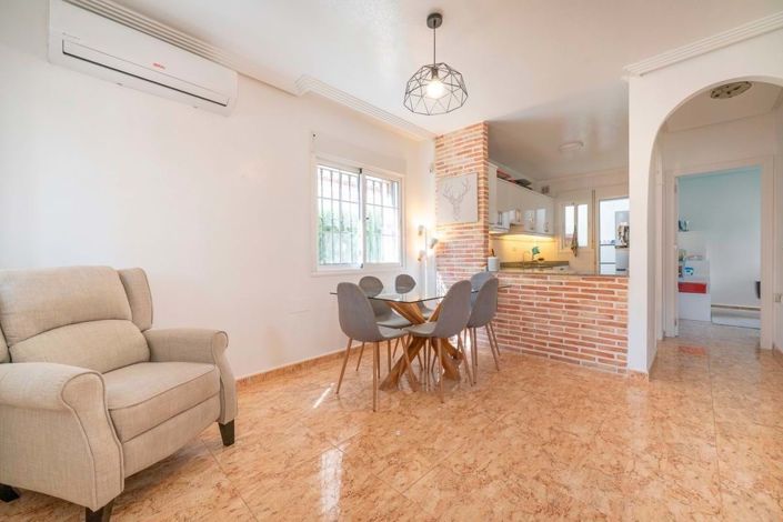 Image No.10-3 Bed Townhouse for sale