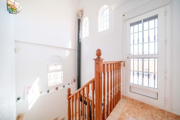 Image No.22-3 Bed Townhouse for sale