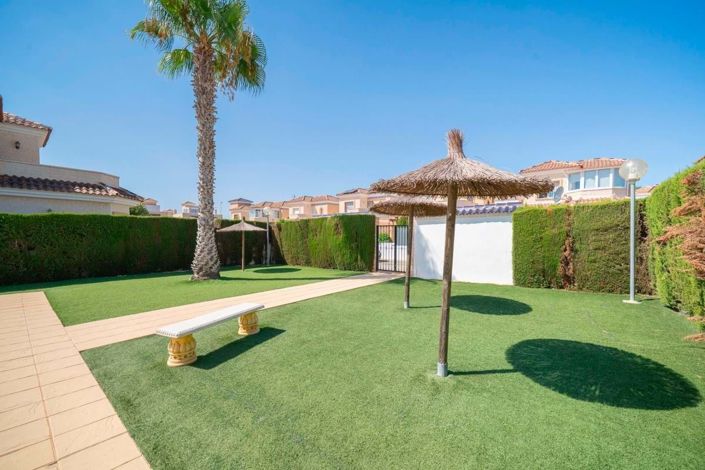 Image No.48-3 Bed Townhouse for sale