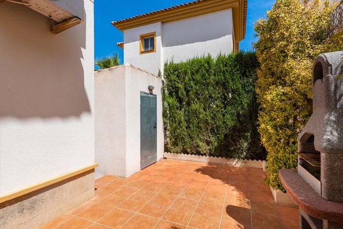 Image No.27-3 Bed Villa for sale