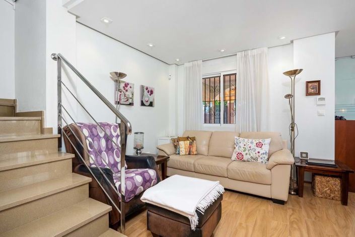 Image No.4-3 Bed Villa for sale