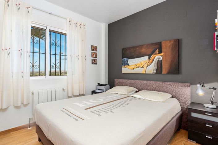 Image No.9-3 Bed Villa for sale