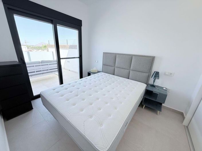 Image No.10-4 Bed Villa for sale