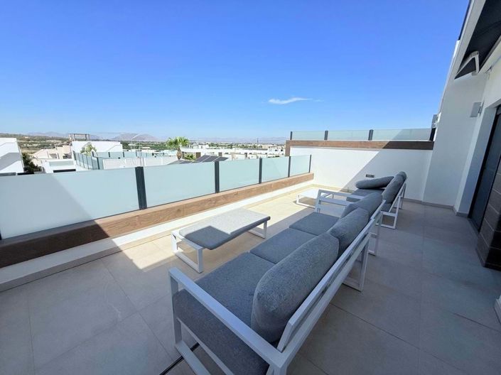 Image No.11-4 Bed Villa for sale