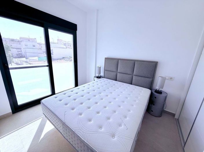 Image No.14-4 Bed Villa for sale