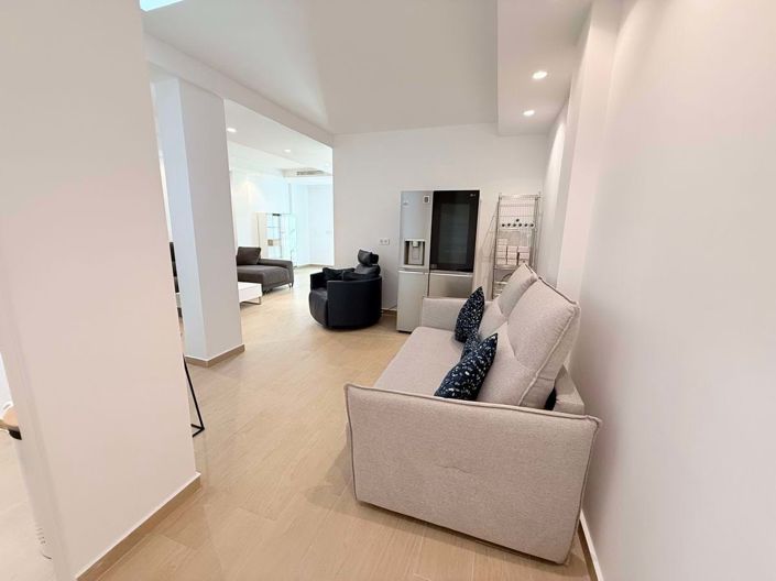 Image No.17-4 Bed Villa for sale