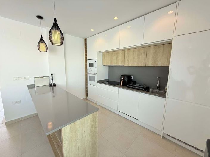 Image No.4-4 Bed Villa for sale