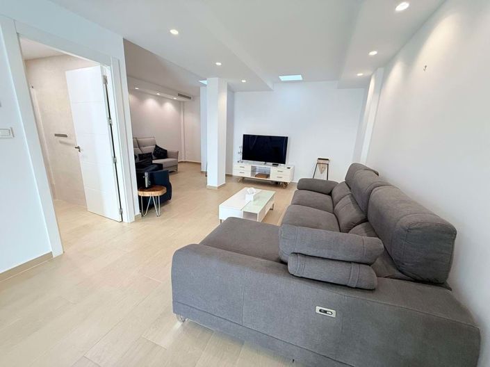 Image No.5-4 Bed Villa for sale