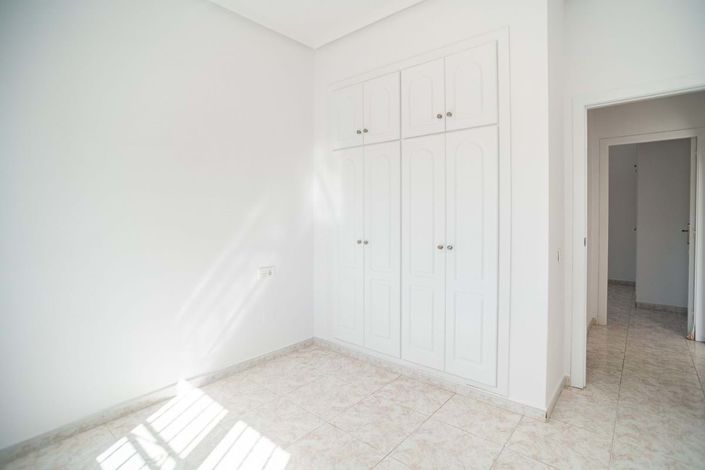 Image No.24-4 Bed Villa for sale