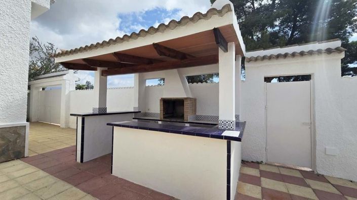 Image No.34-4 Bed Villa for sale