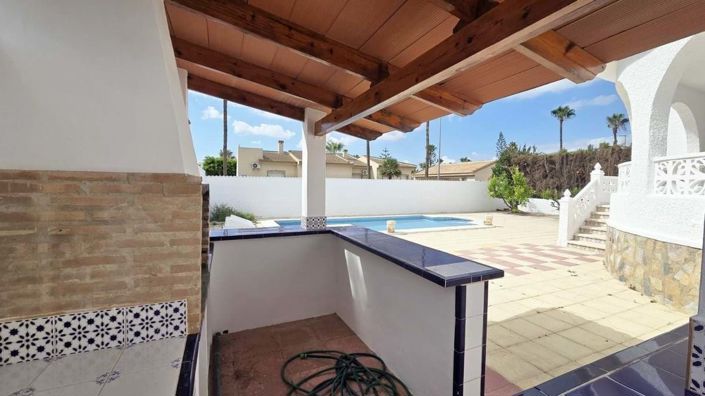 Image No.35-4 Bed Villa for sale