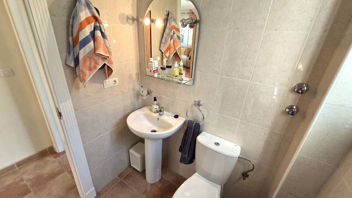 Image No.8-3 Bed Villa for sale