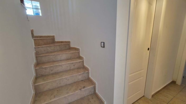 Image No.33-3 Bed Villa for sale