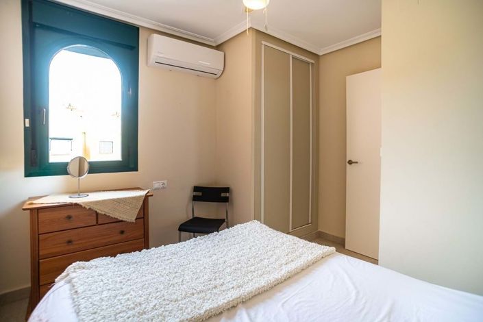 Image No.20-3 Bed Villa for sale