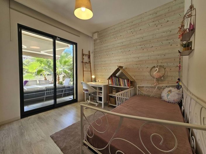 Image No.17-3 Bed Villa for sale